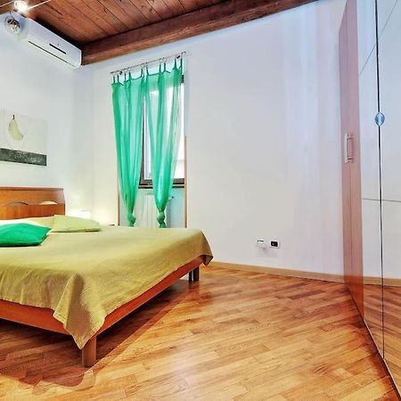 The Red Apartment Рим Екстер'єр фото