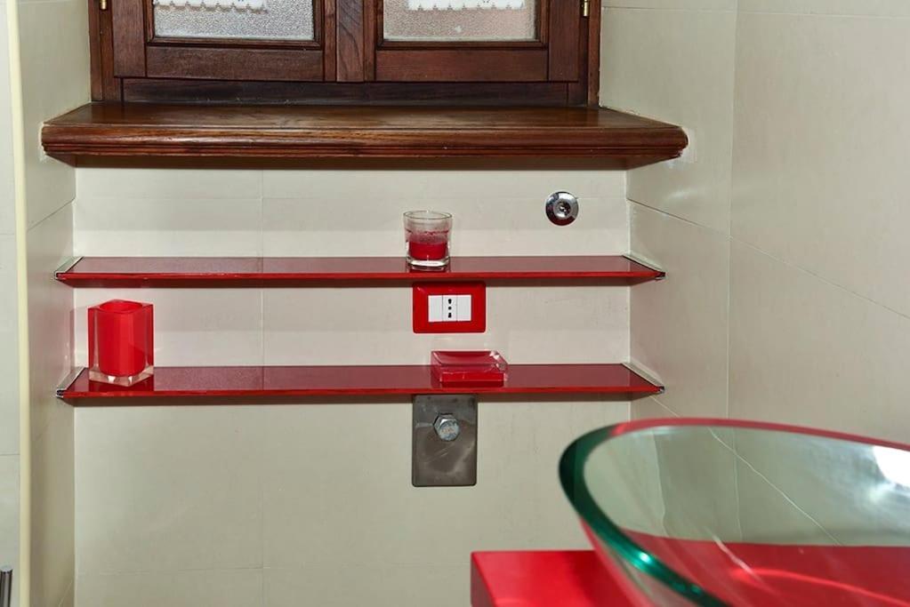 The Red Apartment Рим Екстер'єр фото